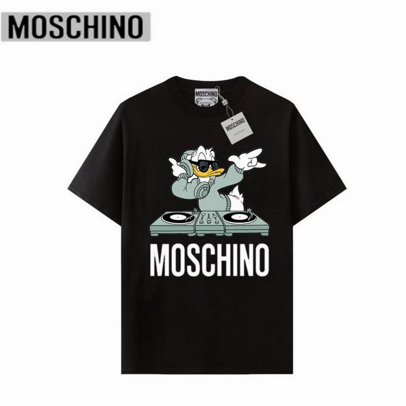 Moschino T-shirts 525